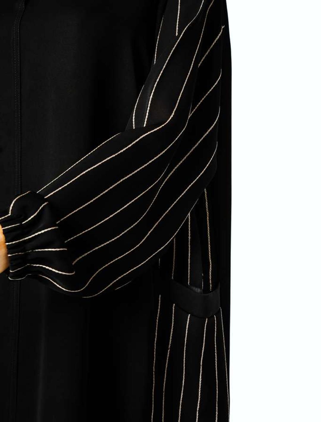 black khaleeji abaya